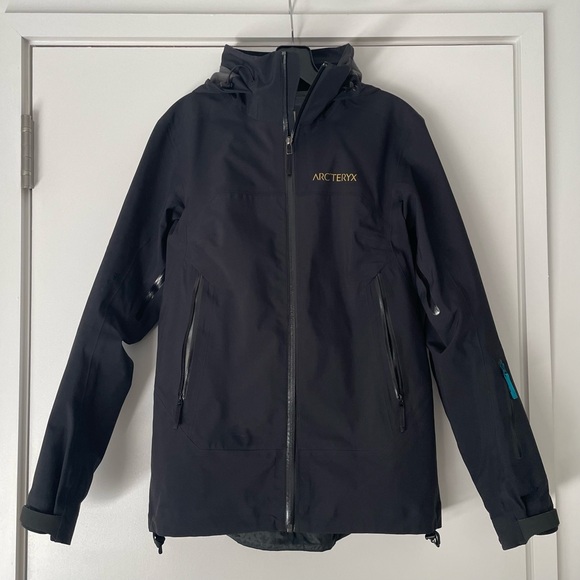 Arc’teryx - Picture 14 of 15